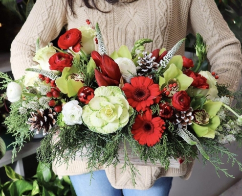 TESSACORP IMG_8003-495x400 Holiday Floral Trends 2021: A Modern Take on the Classics Uncategorized 